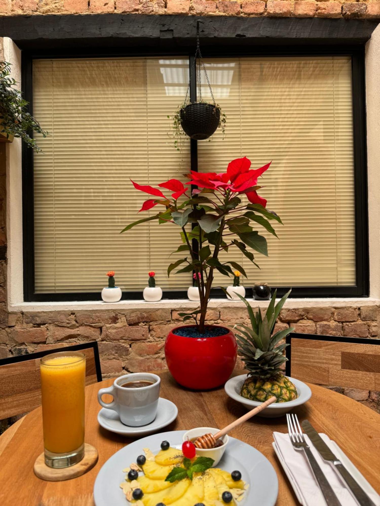 Las Aguas Inn Bogotá Eksteriør billede